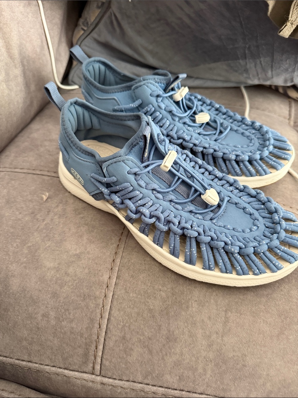 Keen Women's UNEEK Sneaker Sandals blue 9.5